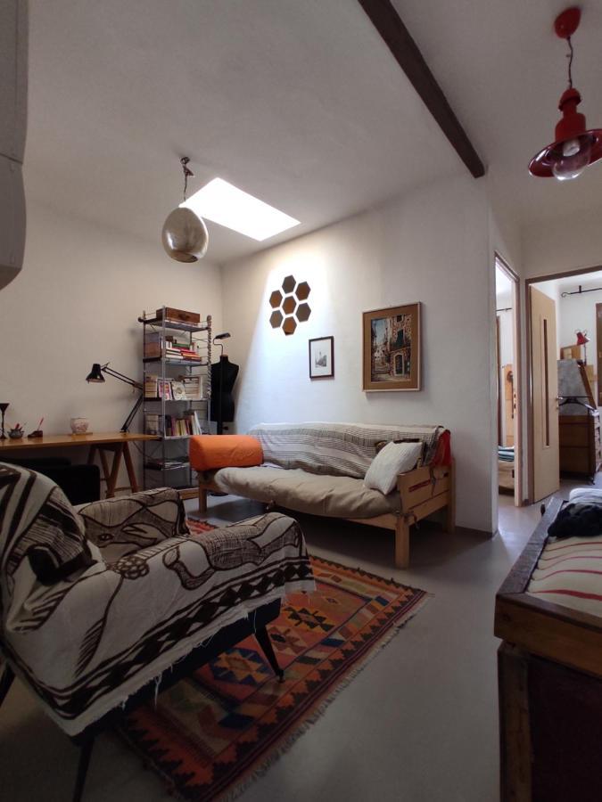 Apartment Y Here